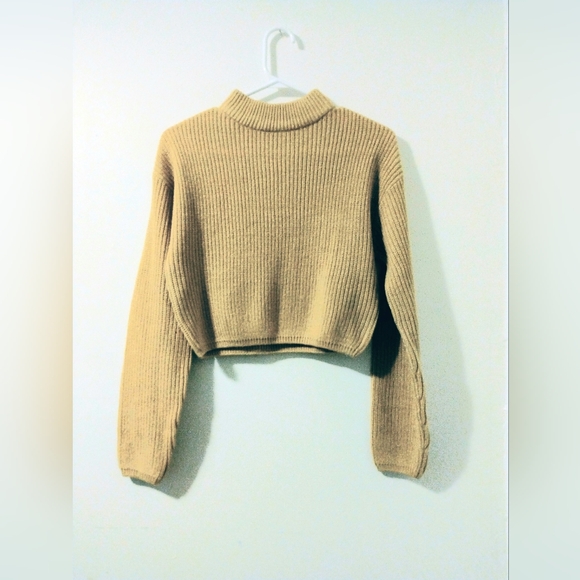 Women's Beige Cropped Mockneck - XS - Picture 2 of 7